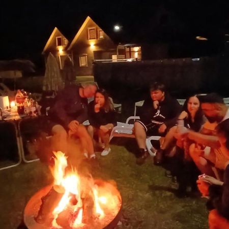 Domki Nadmorska Oaza Nad Morzem I Jeziorem Jezierzany Buitenkant foto